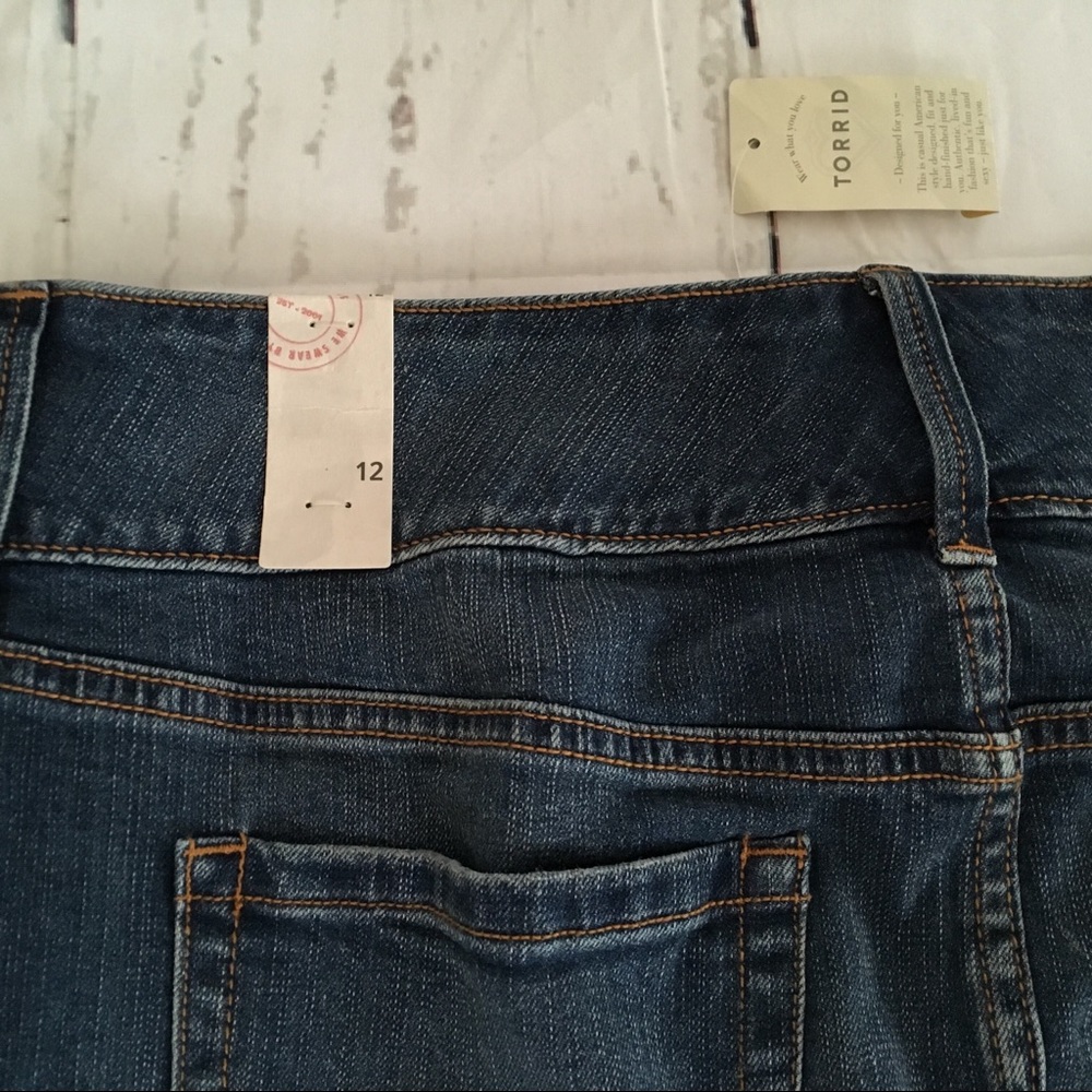 Torrid Distressed Destroyed Jean Skirt Size 12 - Picture 3 of 6